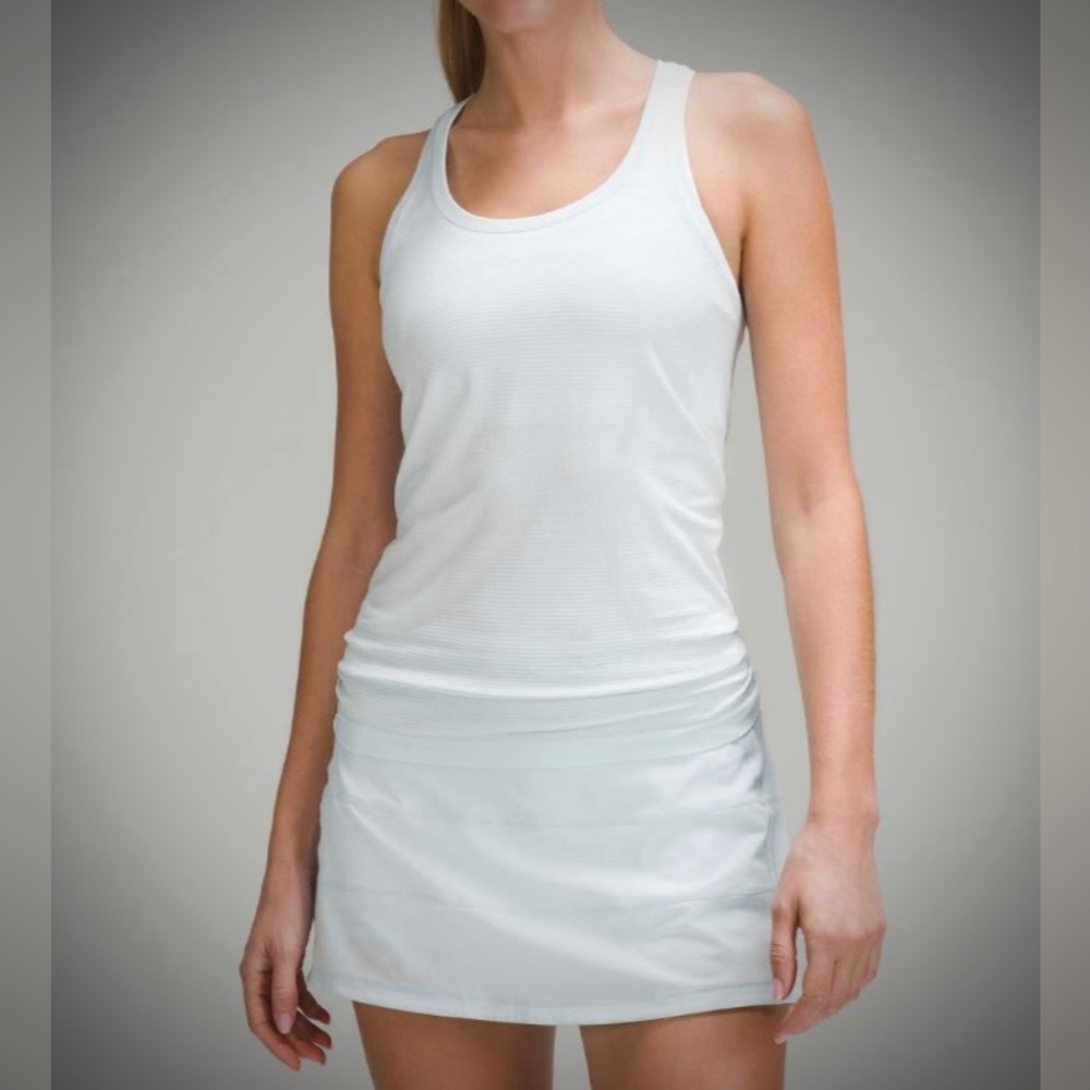 Lululemon Size 6 Swiftly Tech Tank Top Light Grey